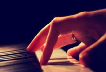 股票杠杆炒股平台:新手玩股票怎么开户-外卖大战还没停火 线下折扣烽烟又起！京东、盒马、美团“巷战”折扣超市